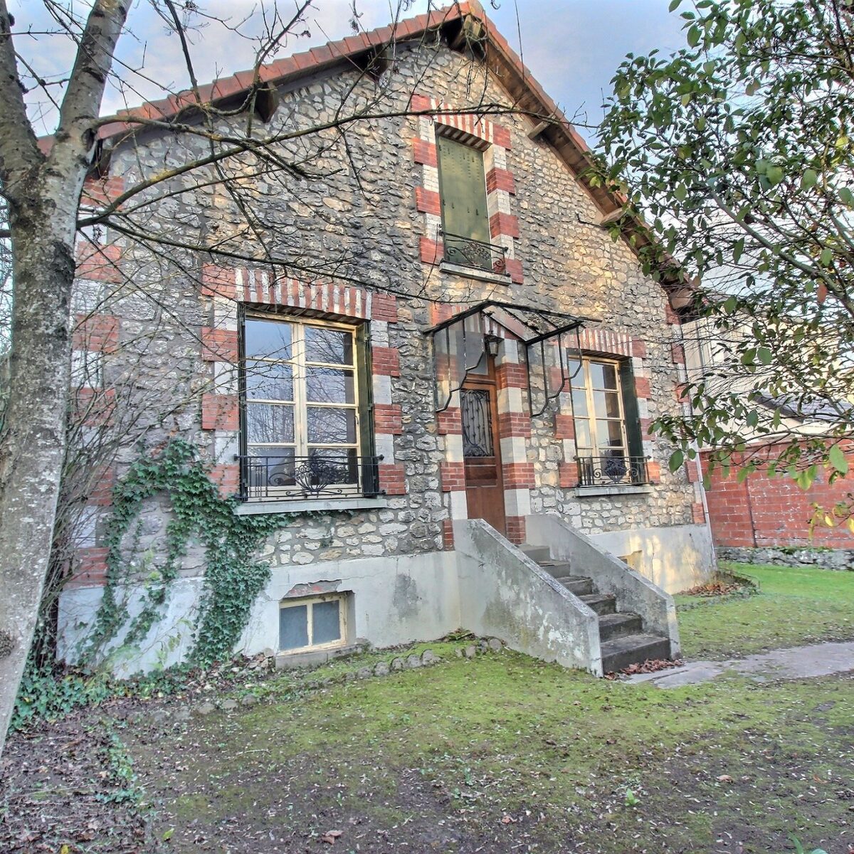 Maison à vendre àAngerville, Essonne (91) 28-45