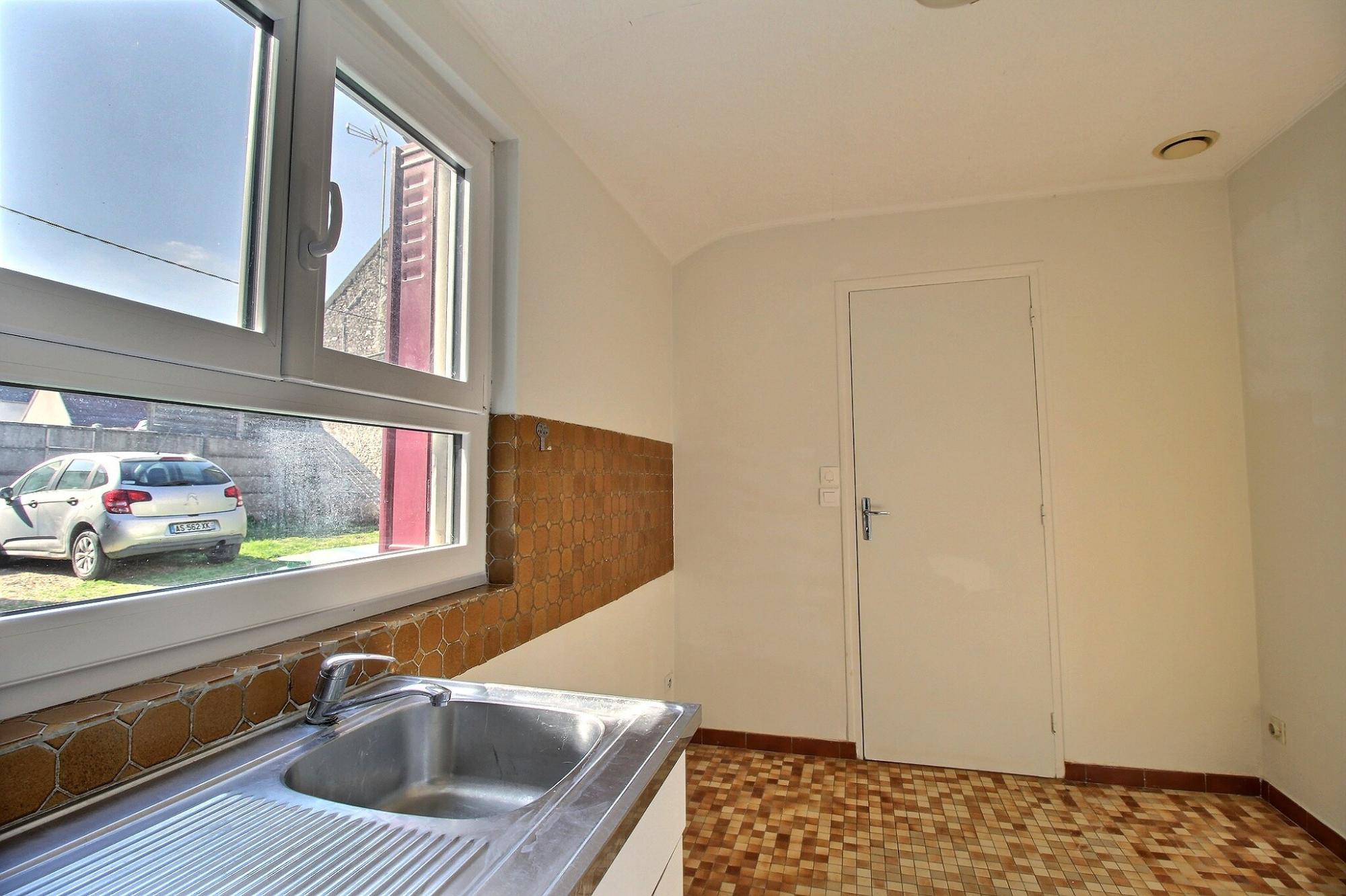 Immeuble • Angerville • 129m2