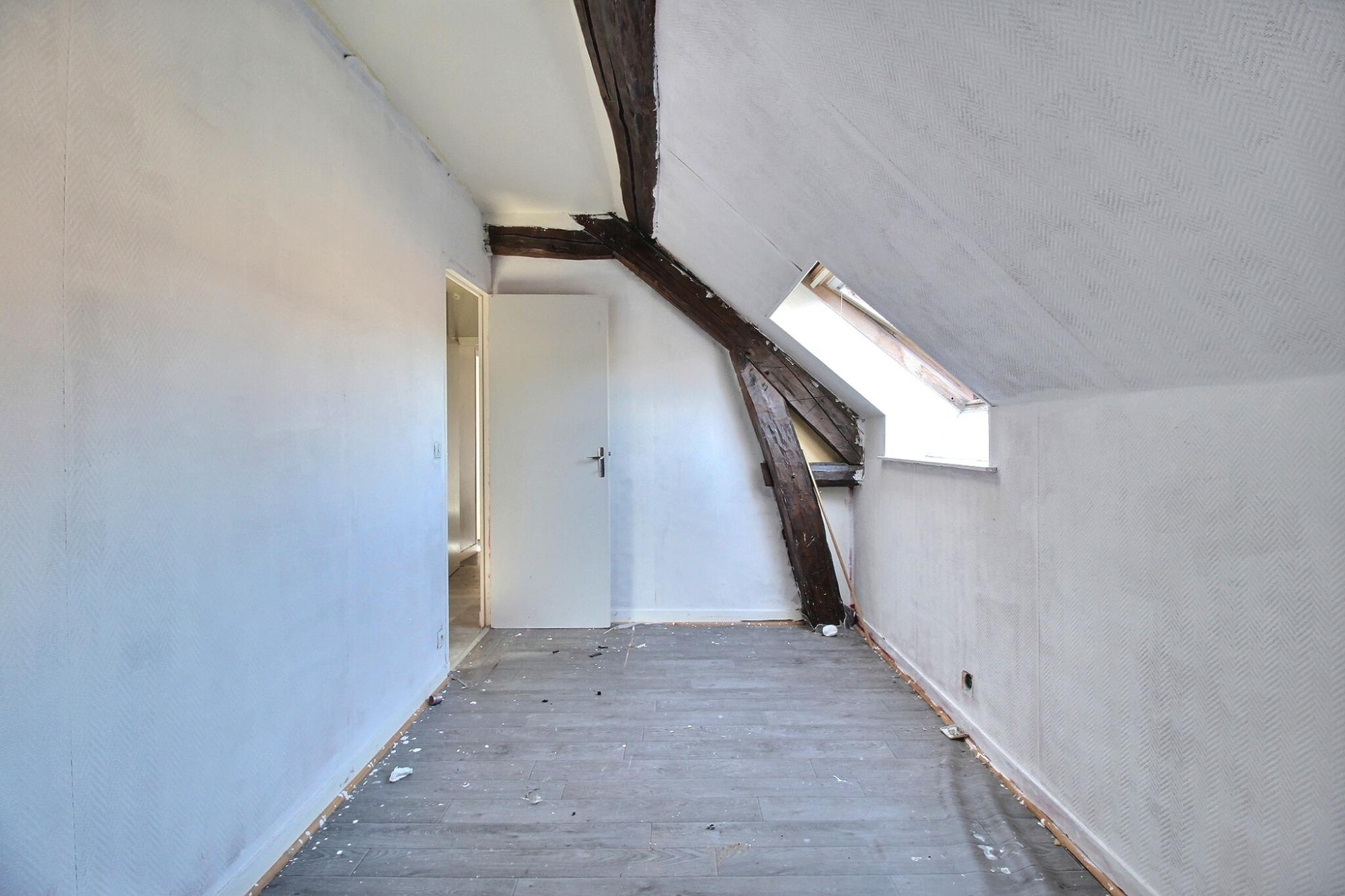 Immeuble • Angerville • 129m2