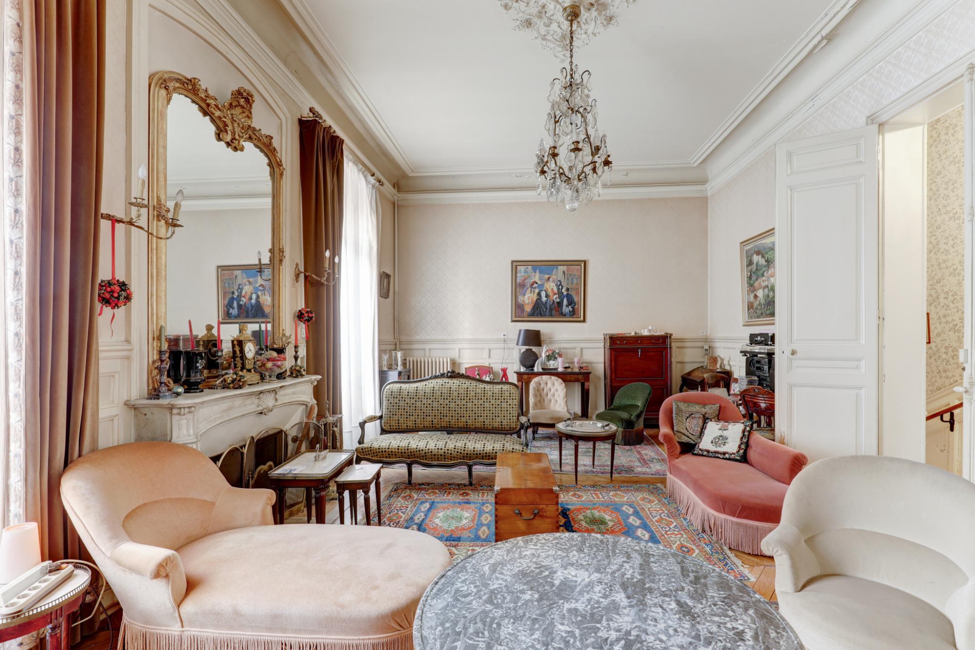 Maison • Vichy • 314m2