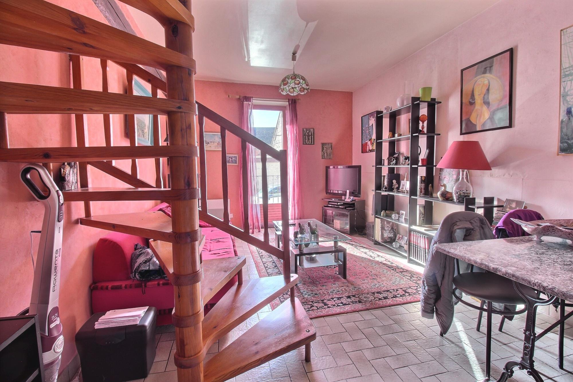 Immeuble • Angerville • 129m2