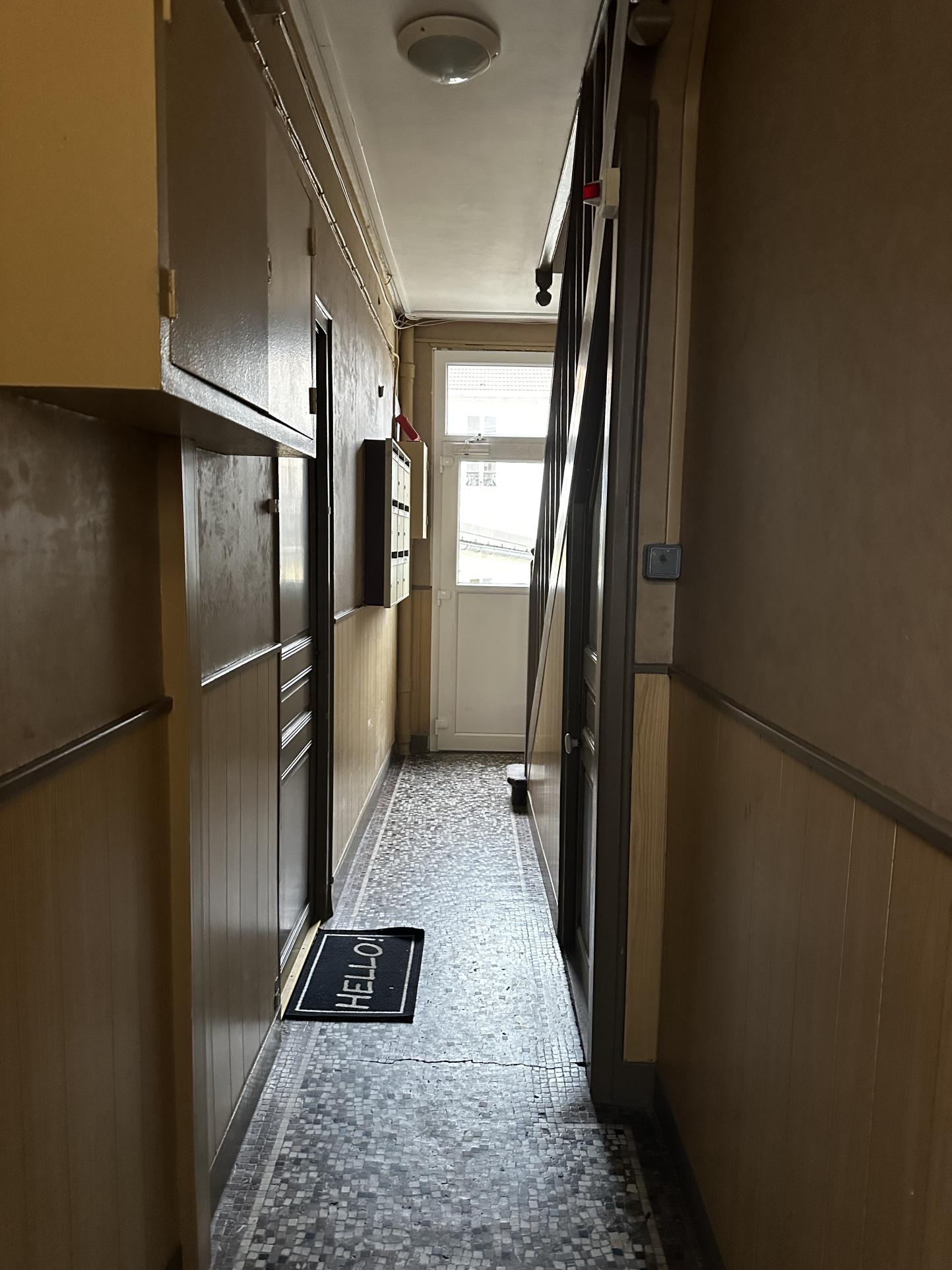 Immeuble • Courbevoie • 450m2