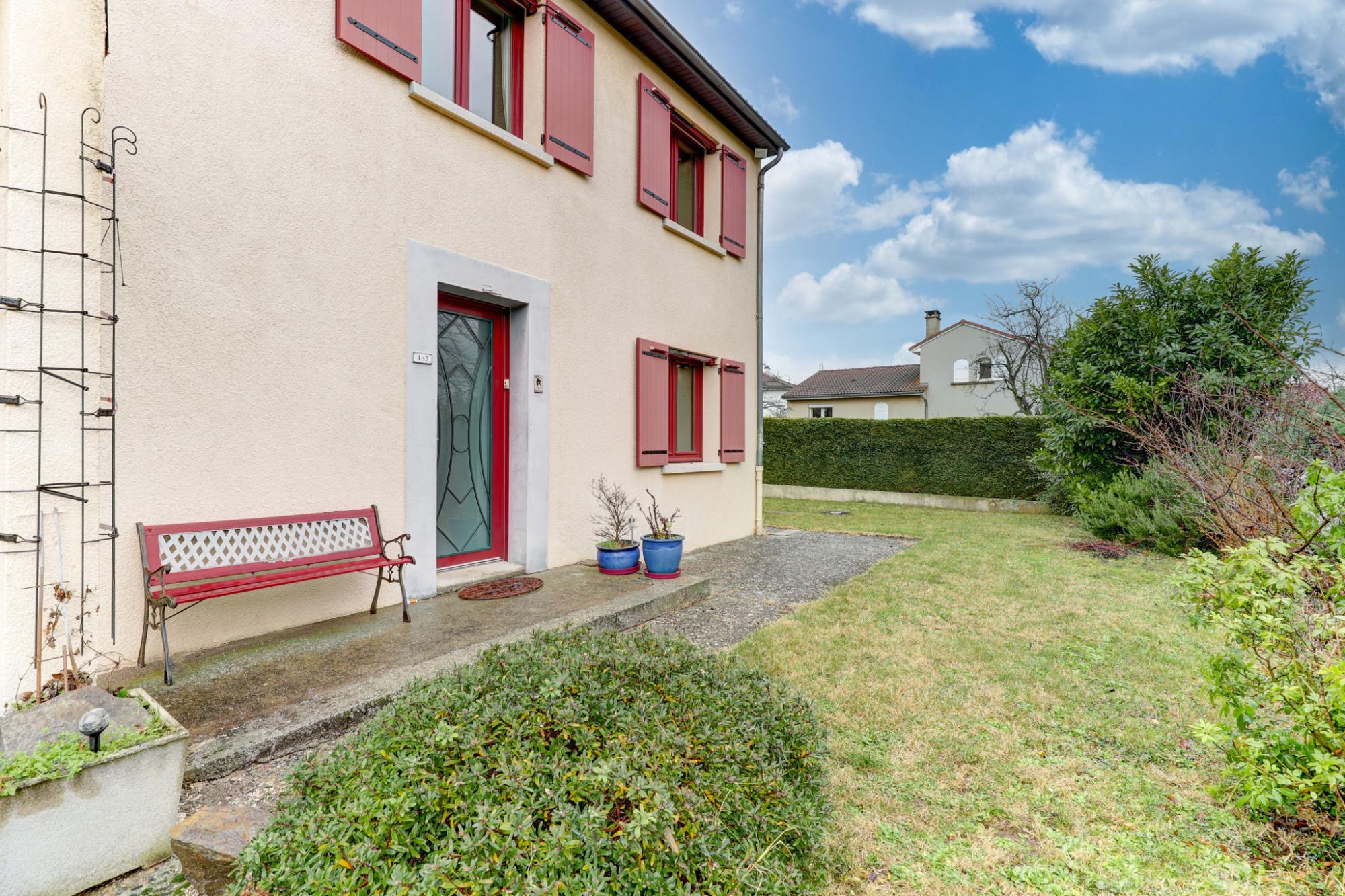 Maison • Beaumont • 146m2