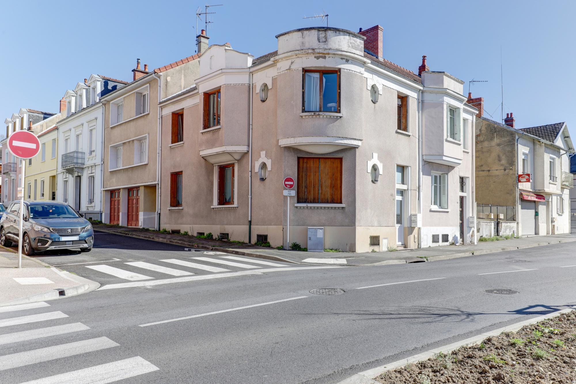 Immeuble • Vichy • 100m2
