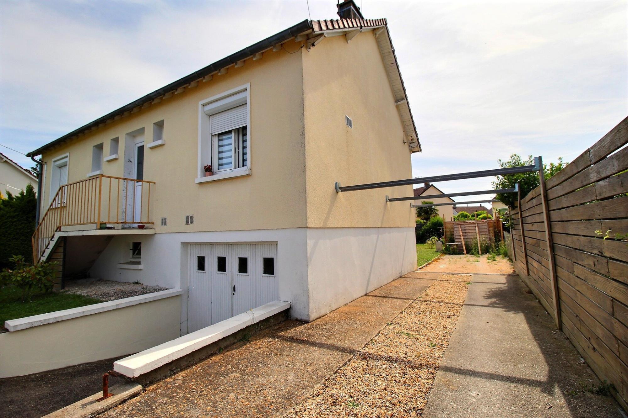 Maison • Angerville • 87m2
