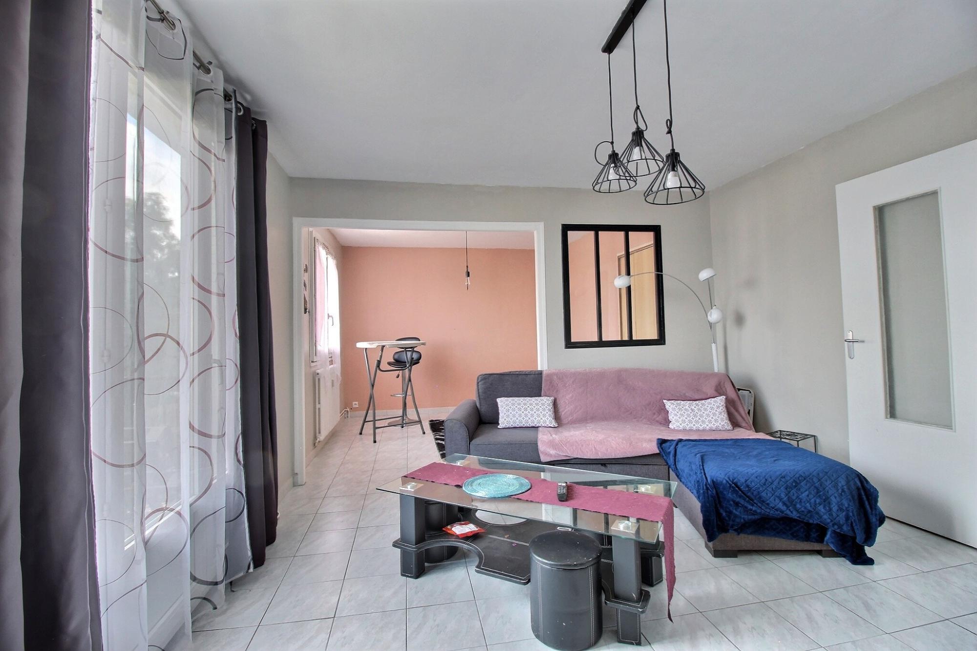 Appartement • Toury • 85m2