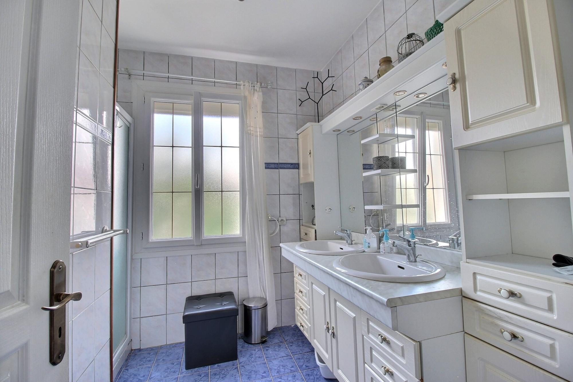 Maison • Angerville • 108m2