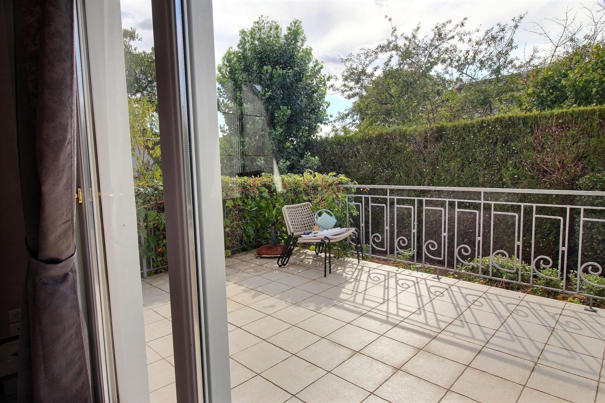 Maison • Angerville • 108m2