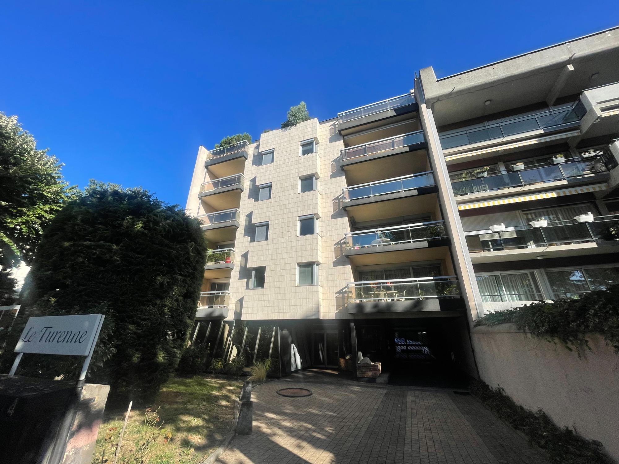 Immobilier commercial • Chamalières • 92m2