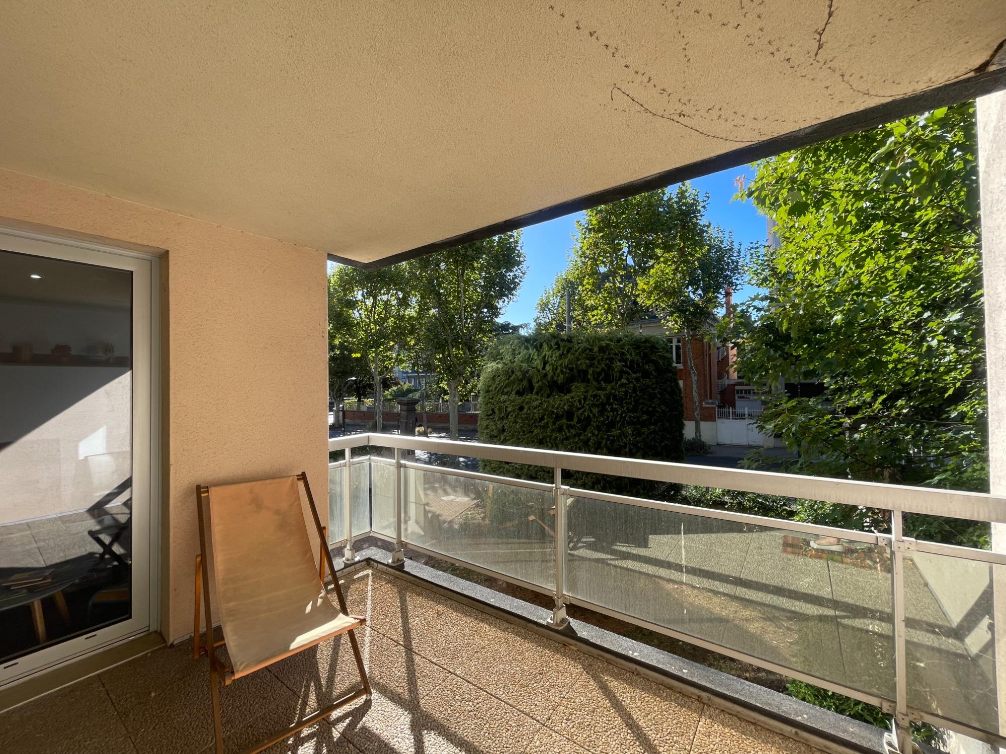 Immobilier commercial • Chamalières • 92m2
